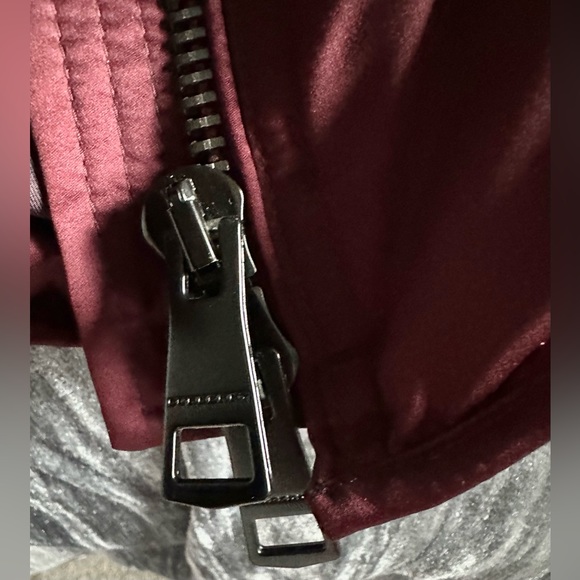 Brand New Burberry Jacket ! Original tag includes. Size 2 - Picture 13 of 16